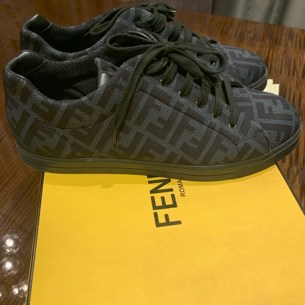 🔥FENDI Sneaker Maglia FF Vitello
